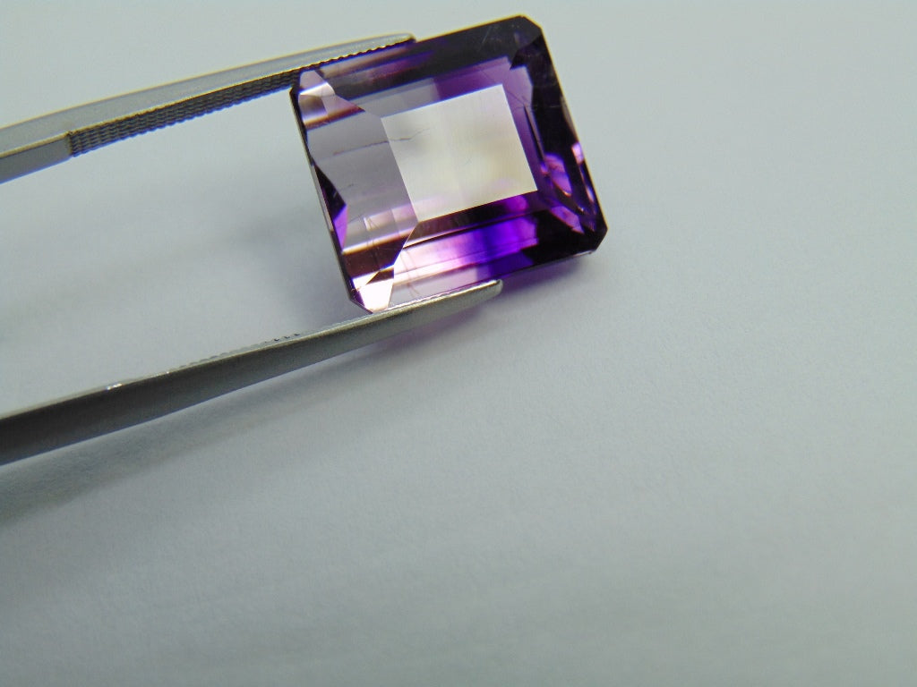 11.55cts Amethyst (Bicolor)