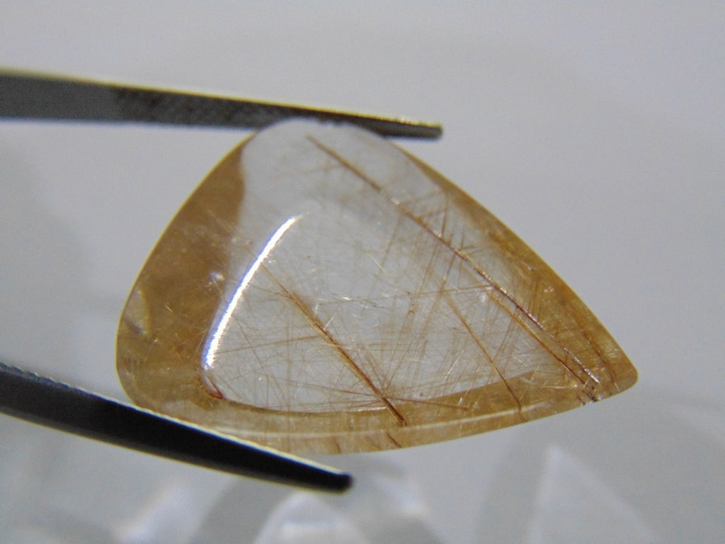 21.60ct Quartz With Rutile 24x20mm