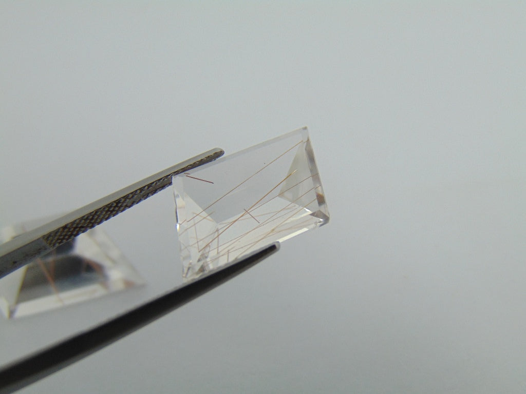 22.80cts Quartz (Inclusion)