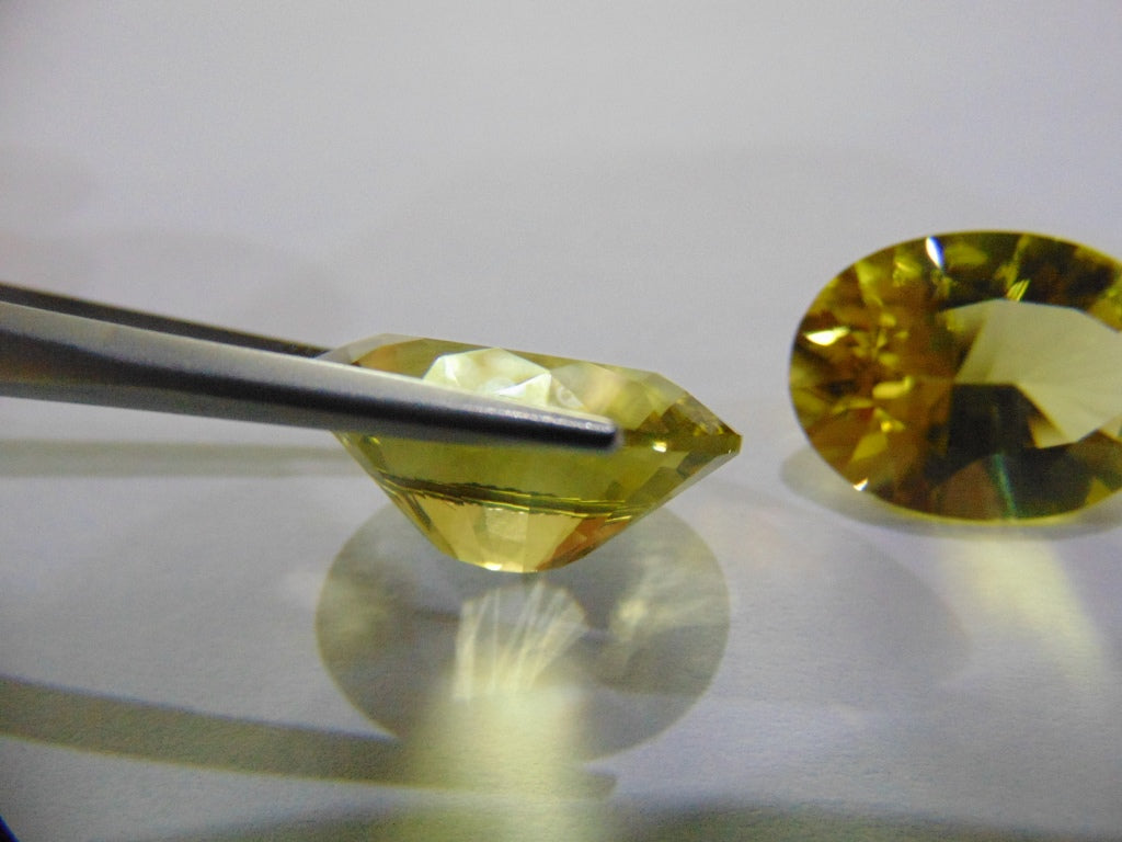 28.90ct Green Gold Pair 20x15mm