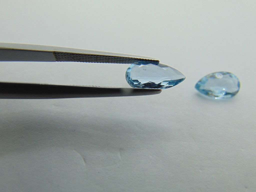 2,25 ct Aquamarine 11x5mm 10x5,5mm