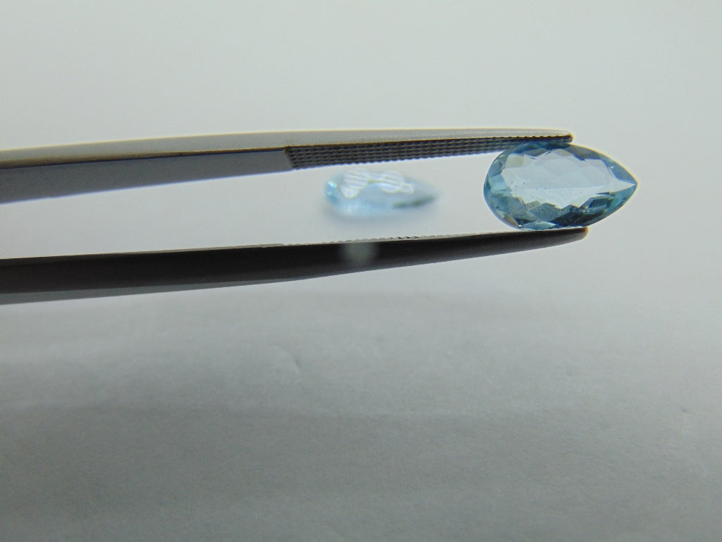 2,25 ct Aquamarine 11x5mm 10x5,5mm