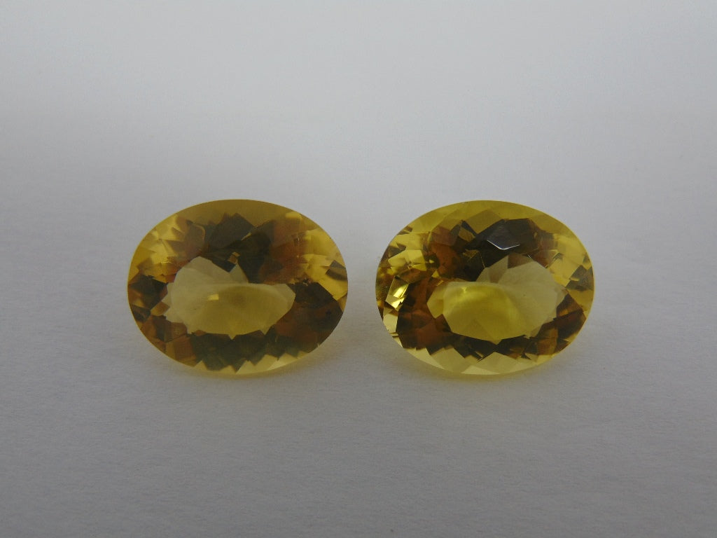 32cts Quartz (Green Gold)