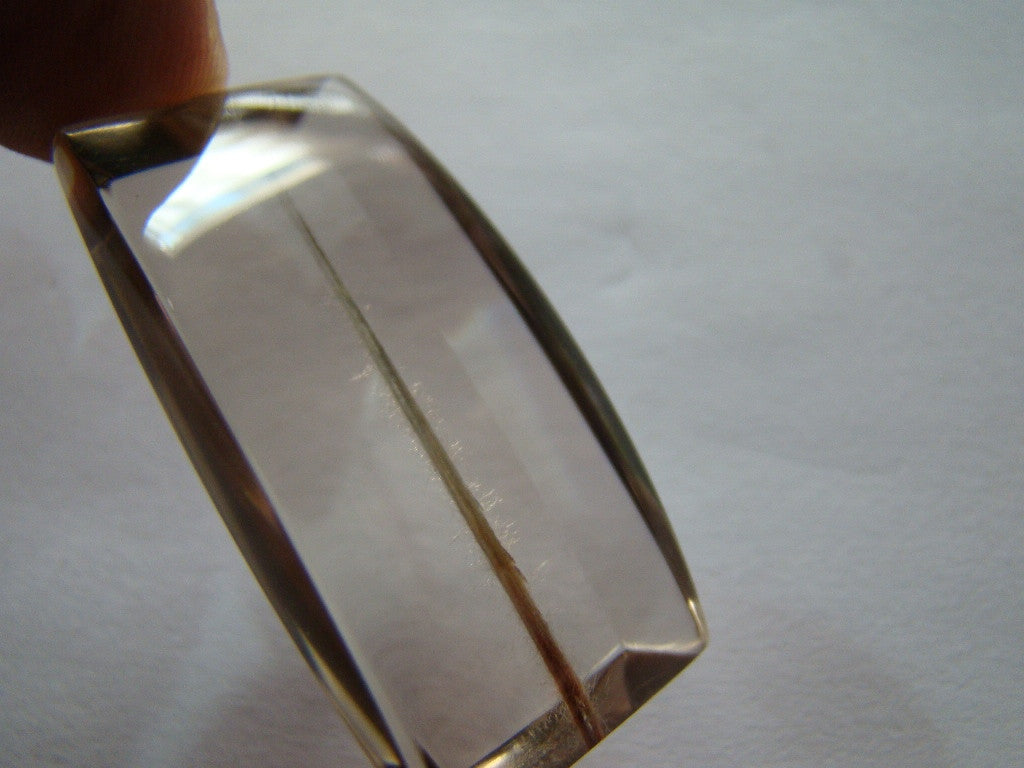 80ct Quartz Inclusion 39x19mm