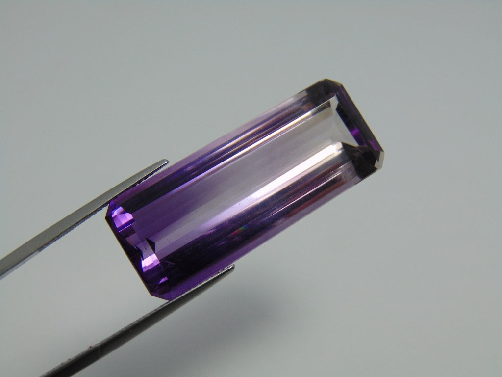 38.40cts Amethyst (Bicolor)