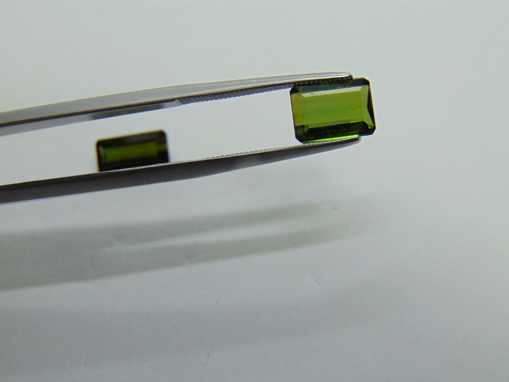 Turmalina 3,05ct 10x5mm 8x5mm