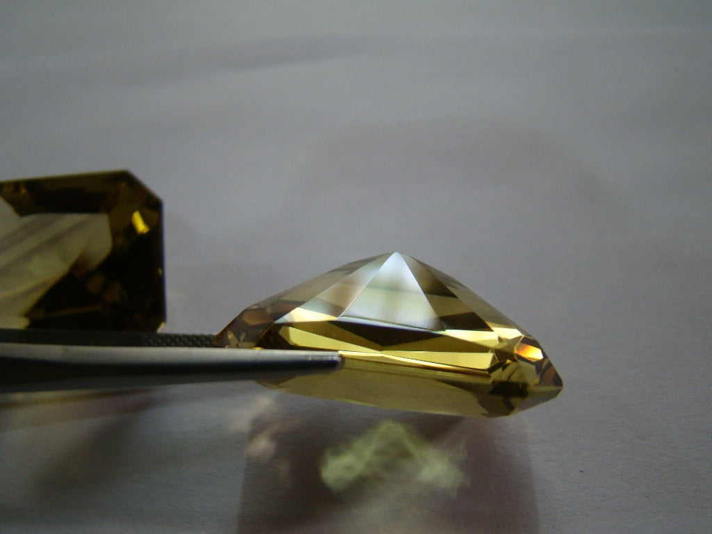 78ct Quartz (Green Gold) Pair