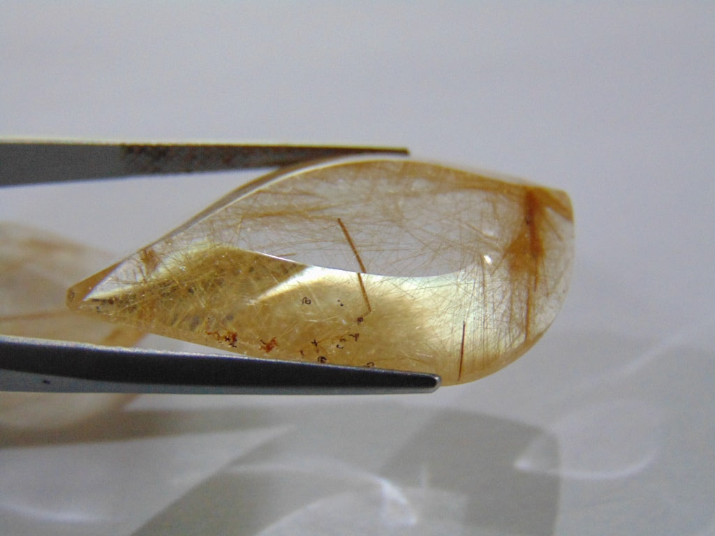 37.30ct Rutile (Golden)