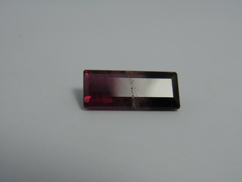 8cts Tourmaline (Bicolor)