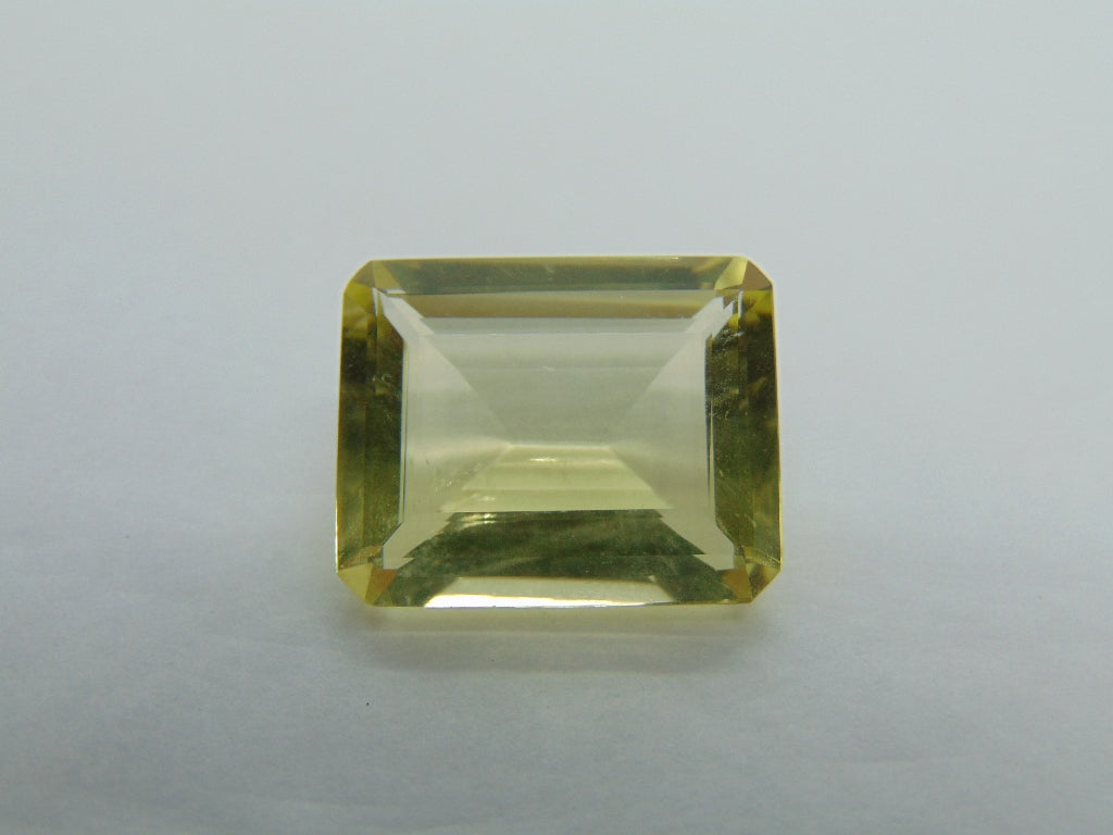 Quartzo de 27,70 cts (ouro verde)