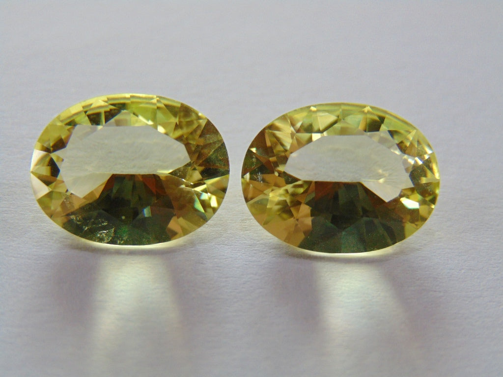 Ouro Verde Quartzo 15,50 quilates 16x12mm