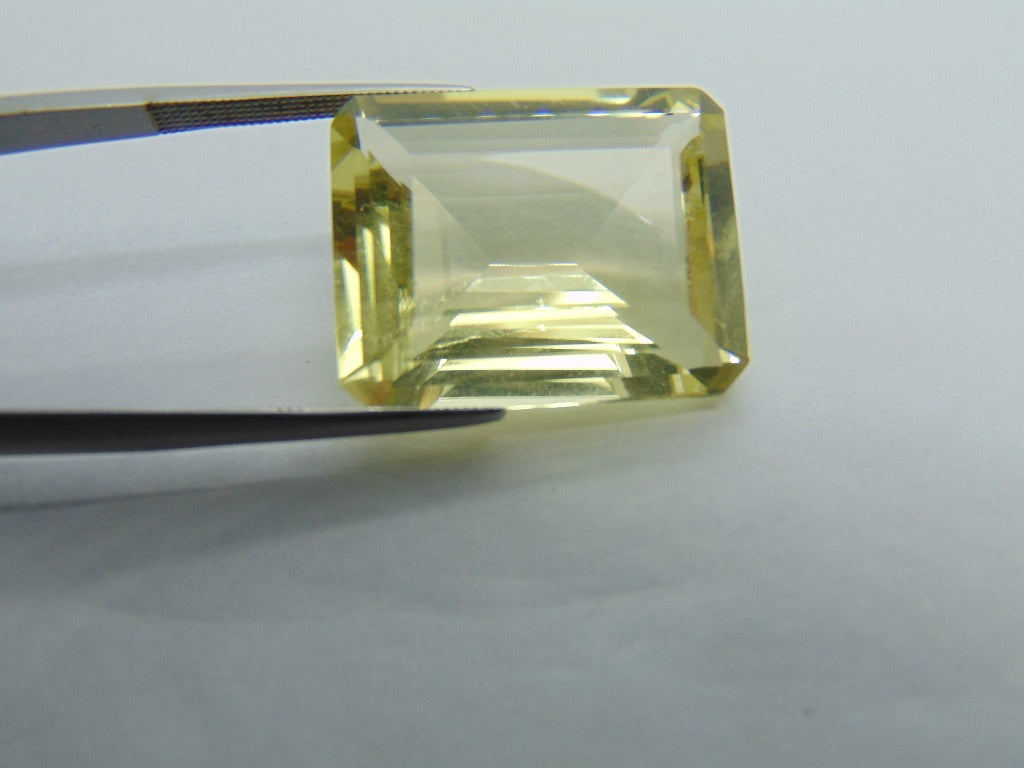 Quartzo de 27,70 cts (ouro verde)