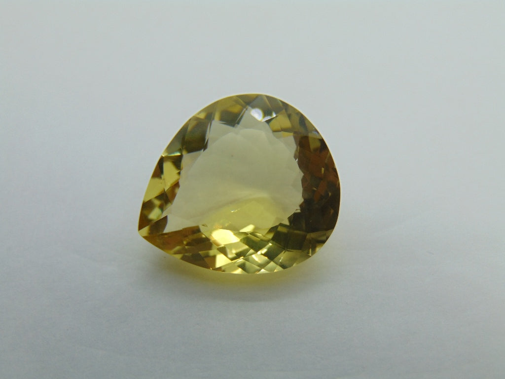 23.40cts Quartz (Green Gold)