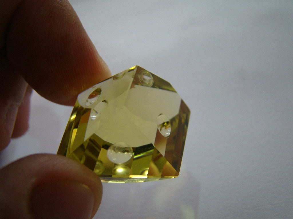 46.50ct Green Gold Gema Com Bolhas