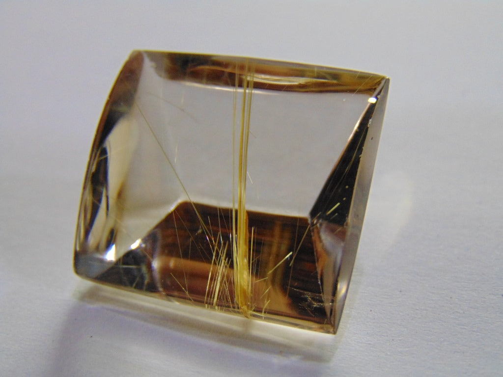 61.30ct Rutile Golden 25x23mm