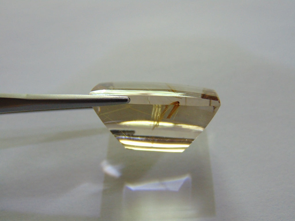 61.30ct Rutile Golden 25x23mm