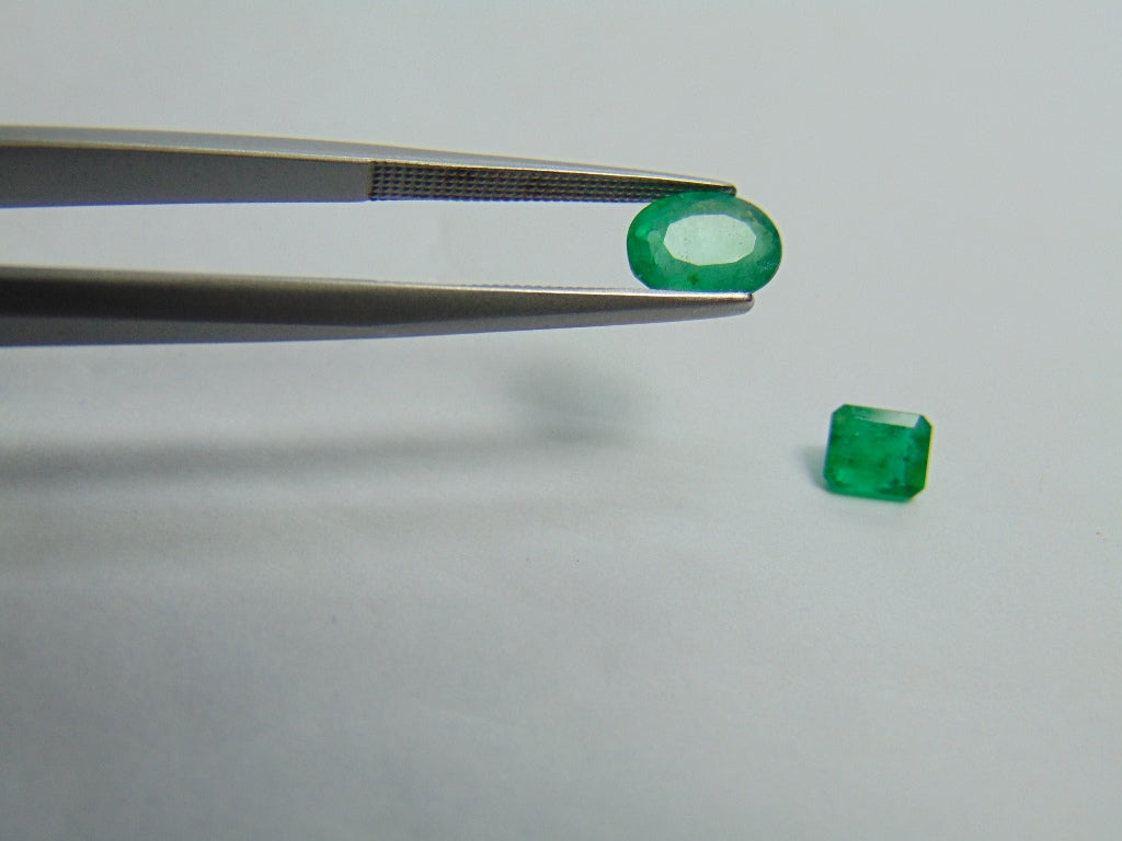 1.65ct Emerald 8x6mm 6x4mm