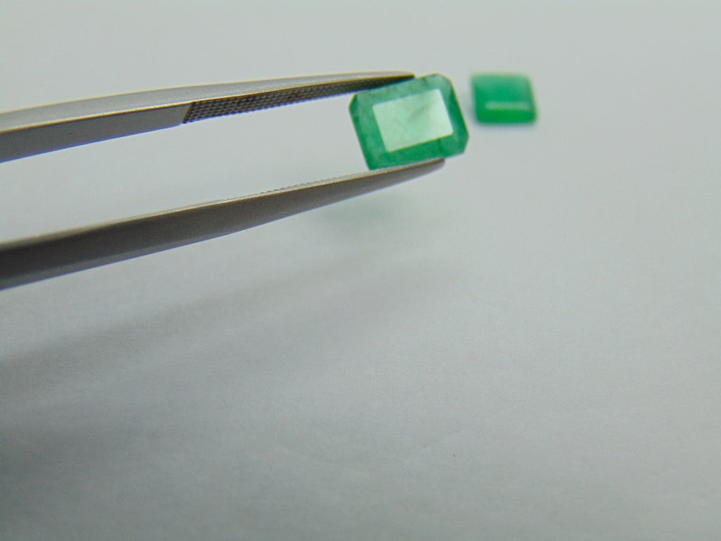 2.04ct Emerald 8x6mm 6mm