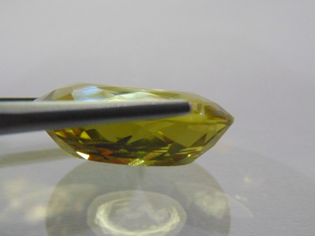 40.60ct Green Gold 27x22mm