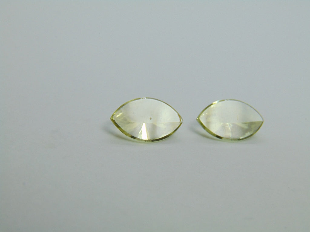 Par Verde Berilo 4,60 ct 14x9mm 