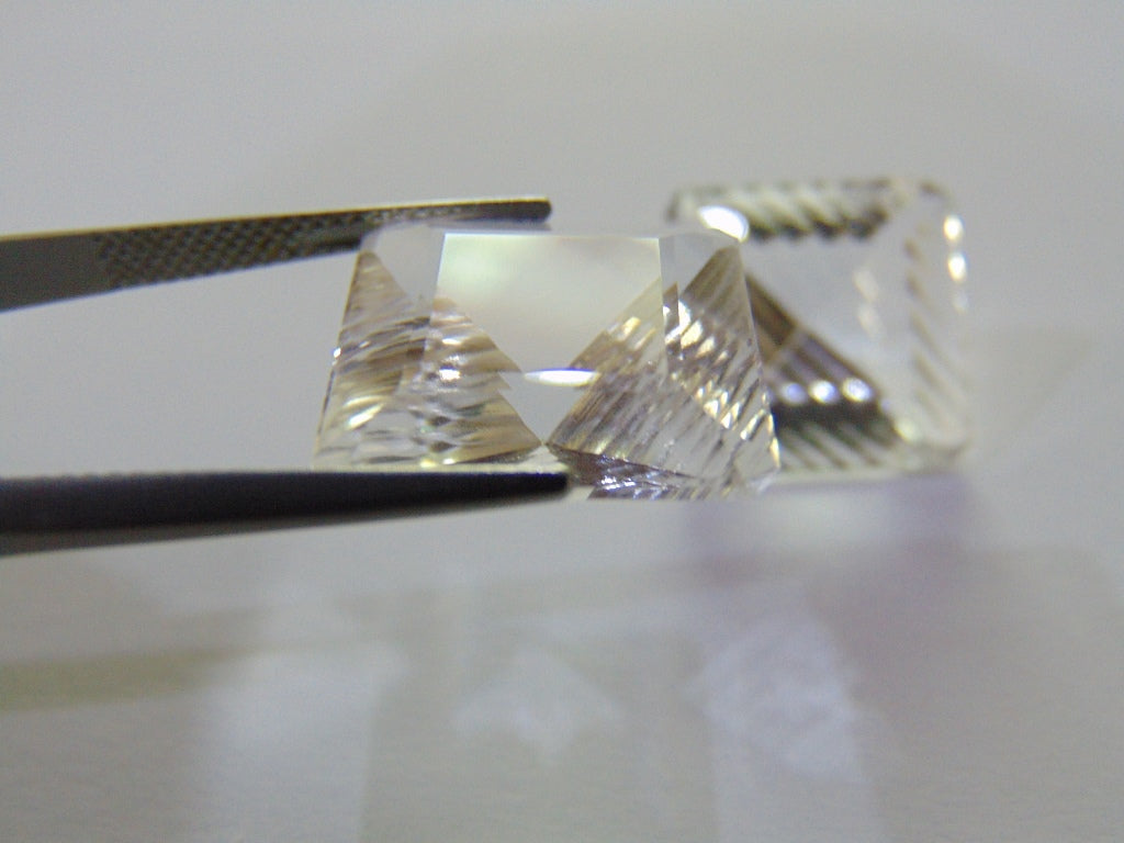 25.50ct Quartz Crystal Pair 16mm
