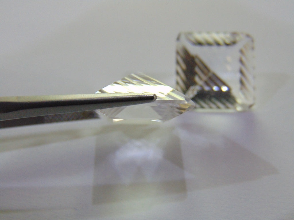 25.50ct Quartz Crystal Pair 16mm
