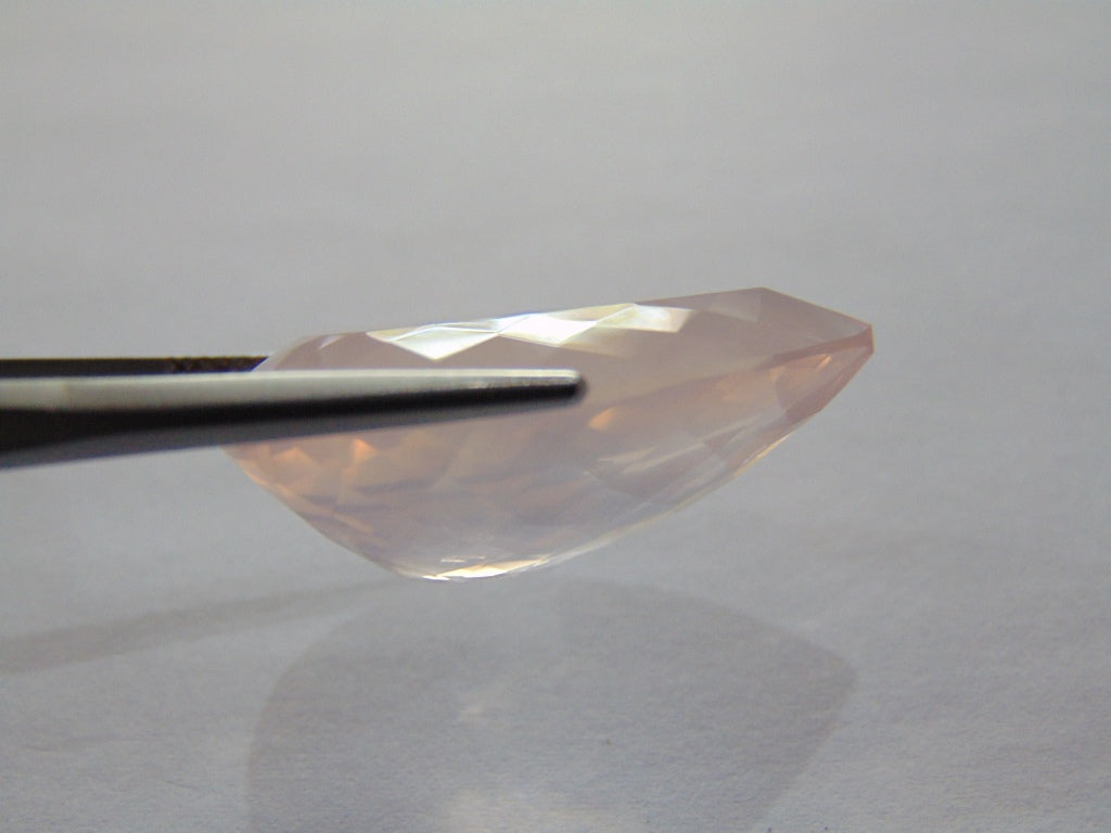 36.80ct Quartz Rose