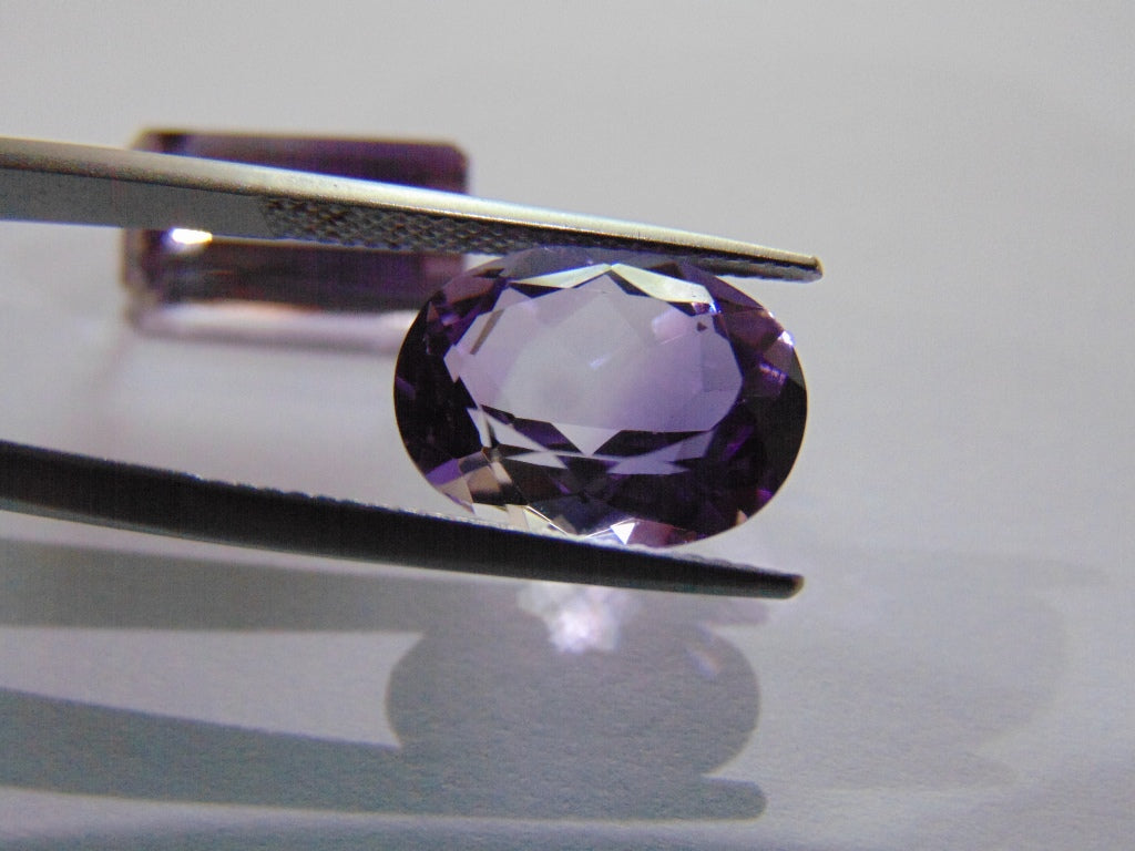 15.20ct Amethyst Bicolor 17x9mm 12x10mm