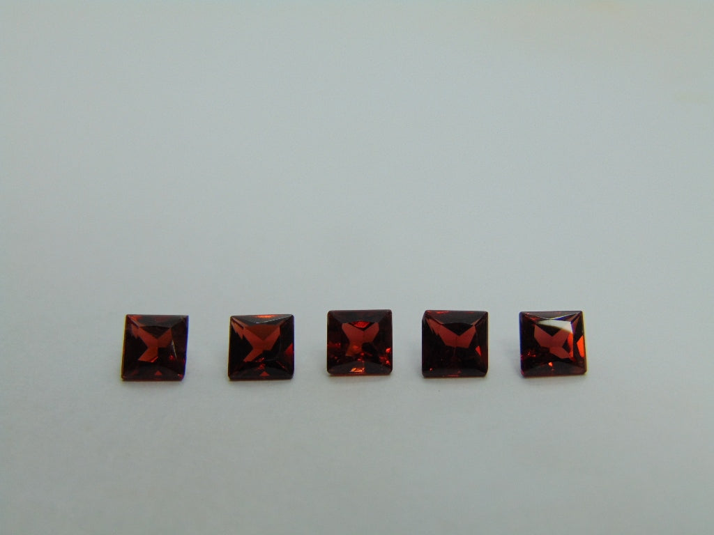 3.70ct Garnet Calibrated 5mm