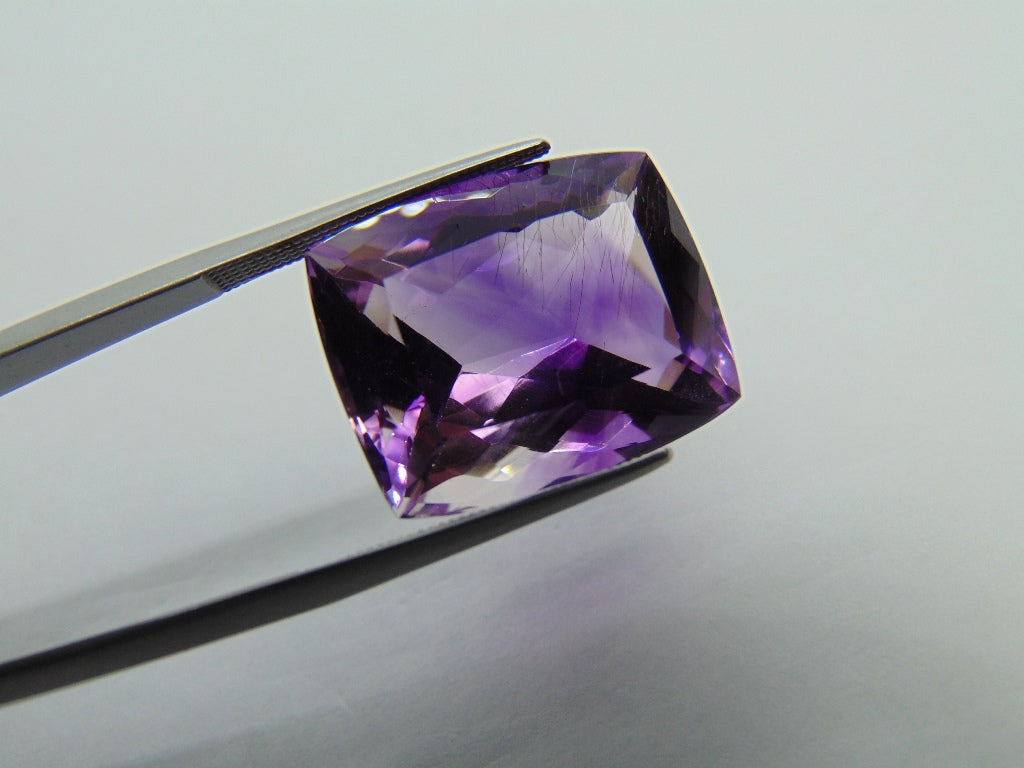 22.60cts Amethyst (Bicolor)