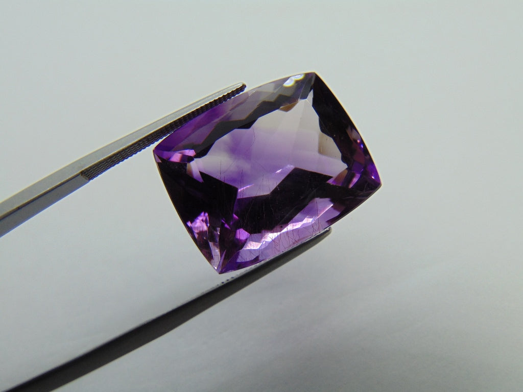 22.60cts Amethyst (Bicolor)