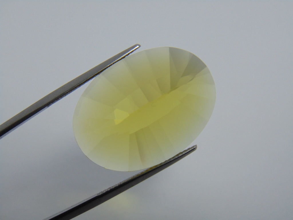 30.60cts Quartz (Green Gold)