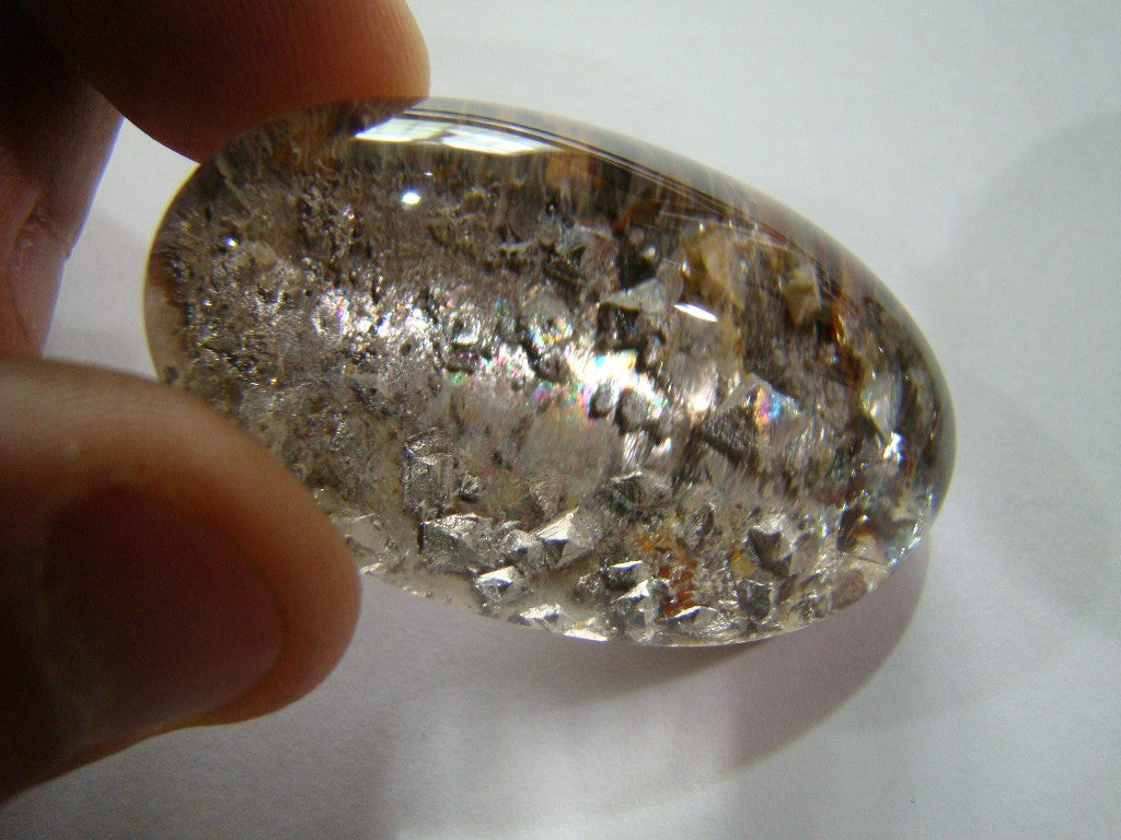 Quartzo 341ct com mineração (cabochão)