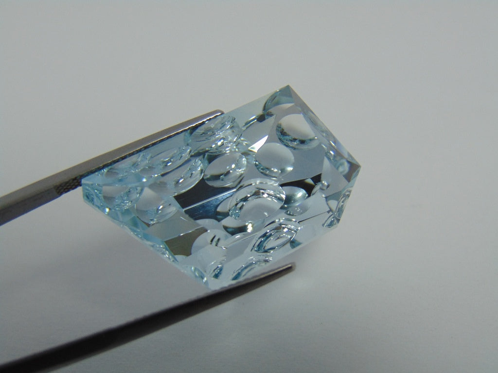 47.40cts Topaz Bubble 30x16mm