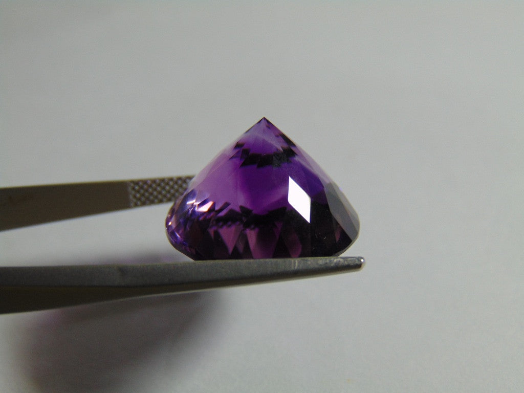 18.50ct Amethyst 18mm