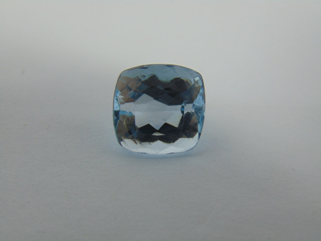 20.80ct Topaz Sky 14mm