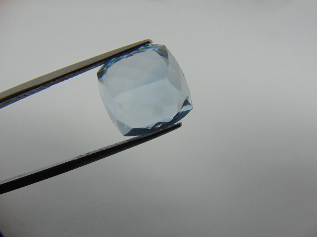 20.80ct Topaz Sky 14mm