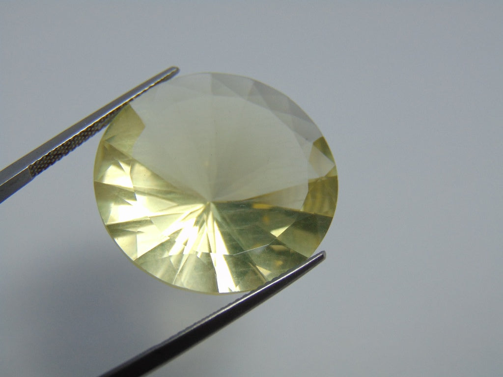 31.90cts Quartz (Green Gold)