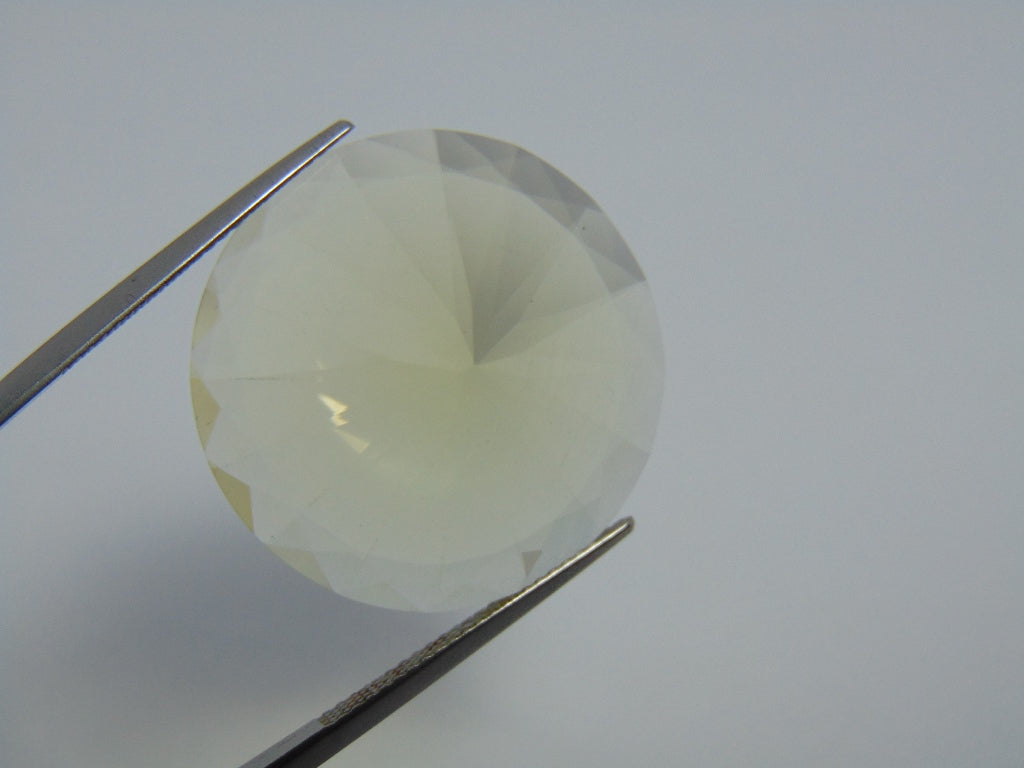 31.90cts Quartz (Green Gold)