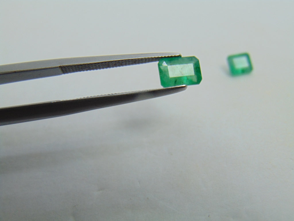 1.11ct Emerald 6x4mm 5x4mm