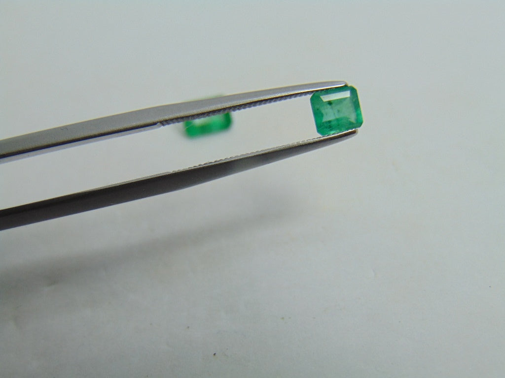 1.11ct Emerald 6x4mm 5x4mm