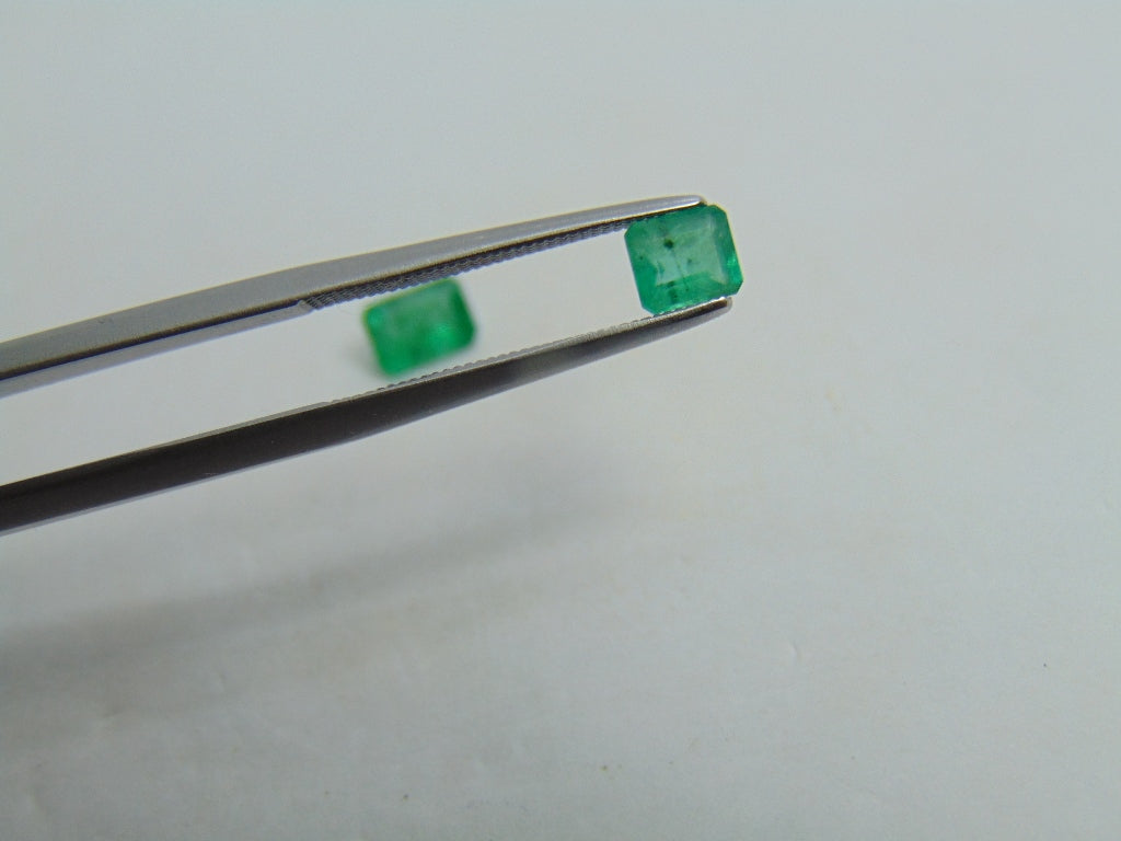 1.11ct Emerald 6x4mm 5x4mm