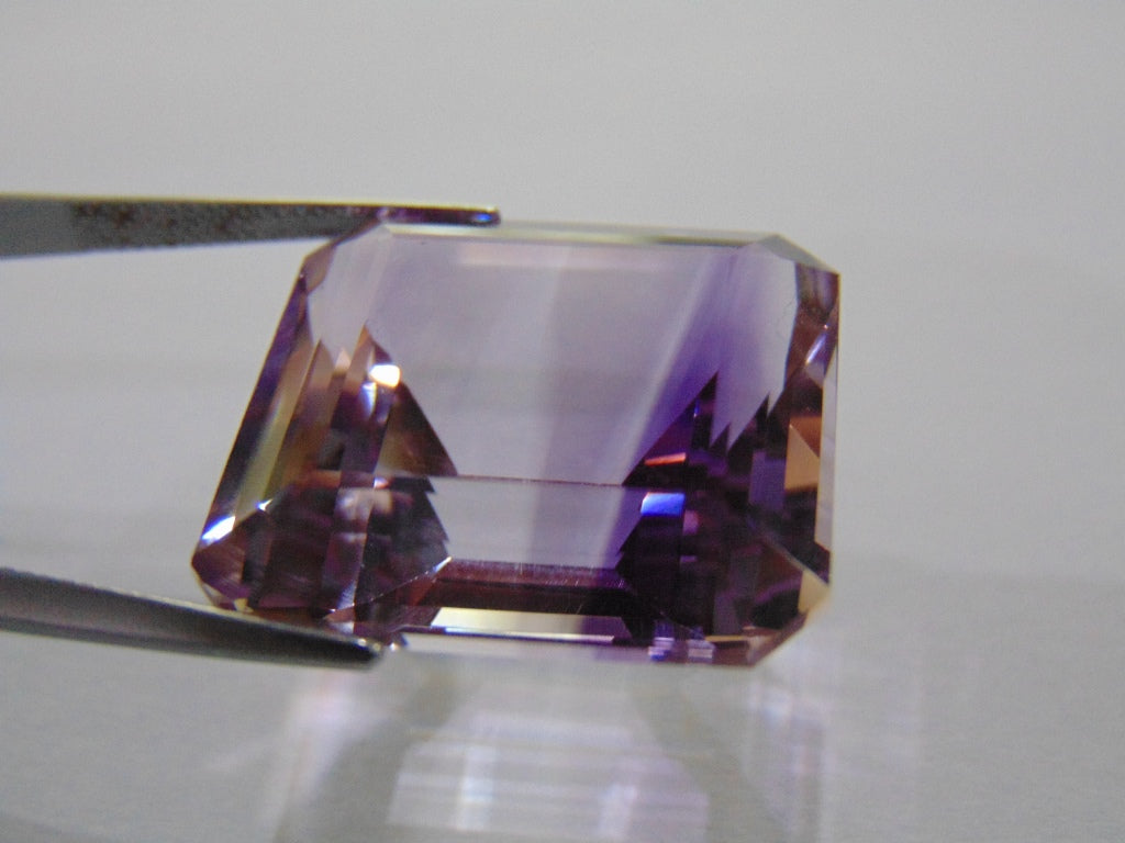 45,90 ct Ametista (Bicolor)