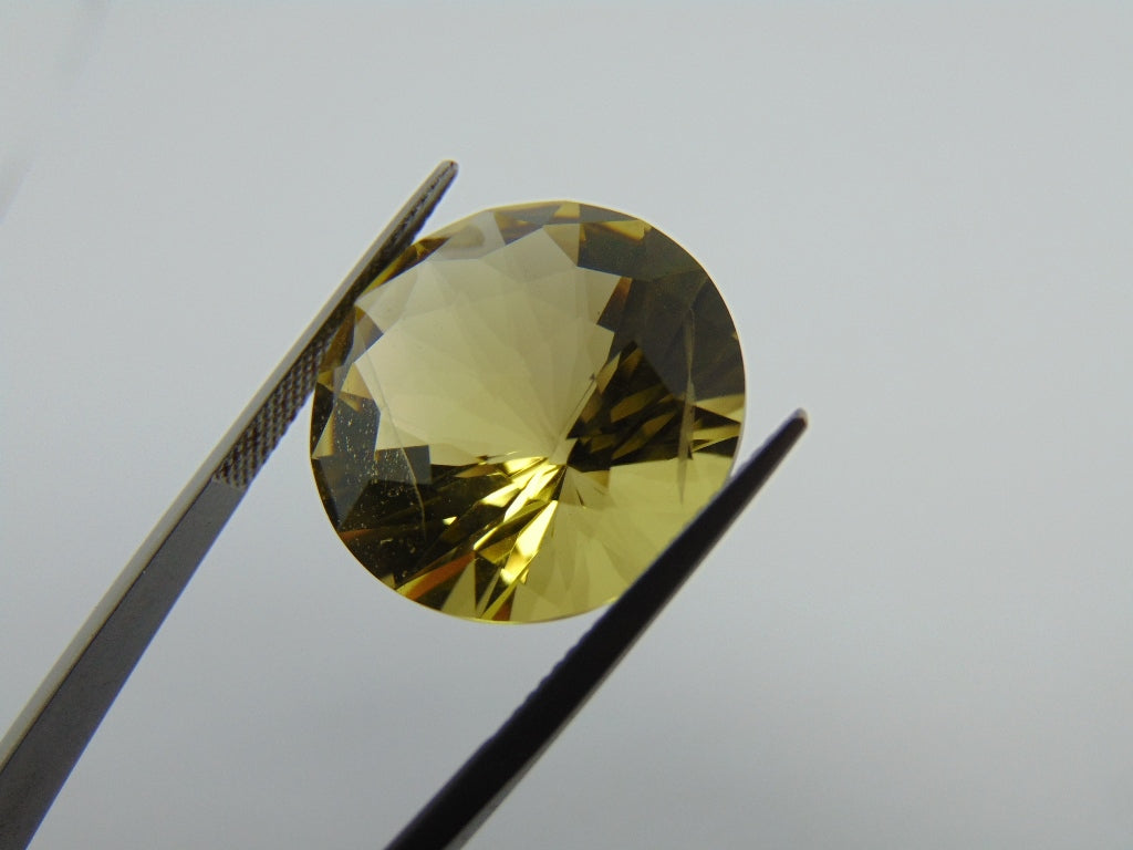 27.20cts Quartz (Green Gold)