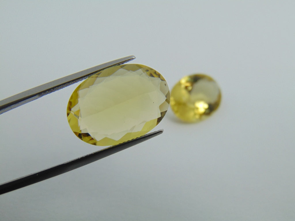 26cts Quartz (Green Gold) Pair