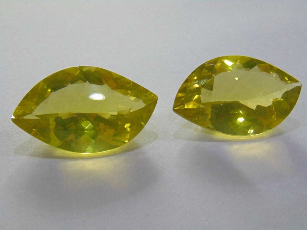 61ct Green Gold Pair 32X10mm