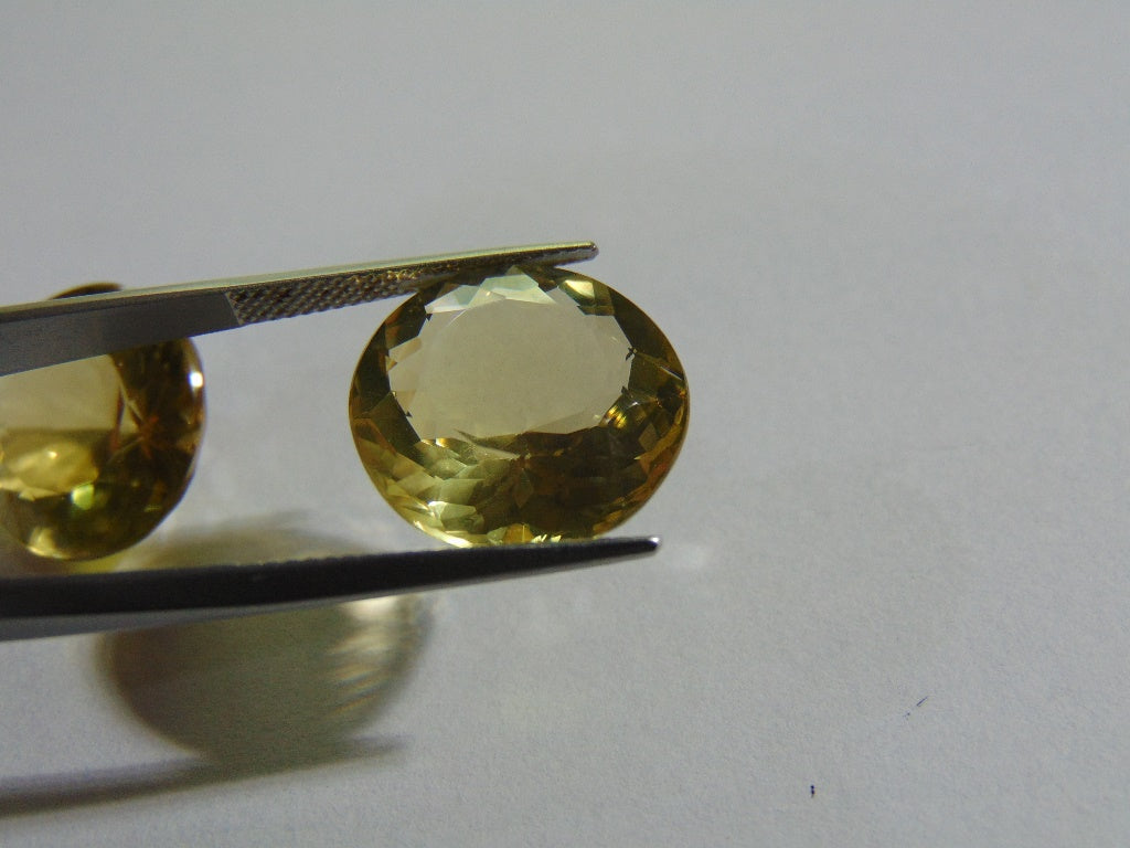 28ct Quartz (Green Gold) Pair