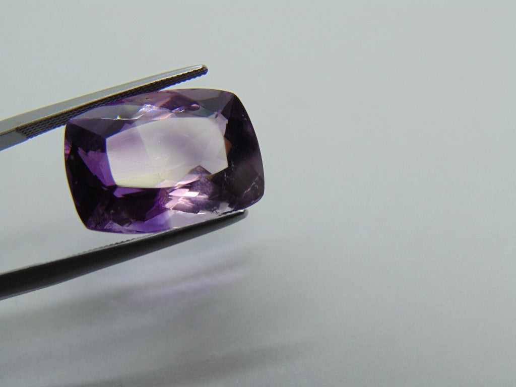 14.05ct Amethyst Bicolor 17x13mm