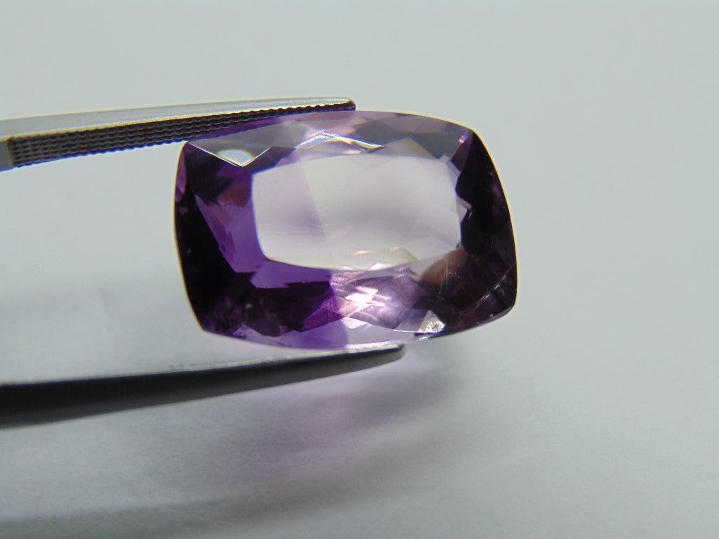 14.05ct Amethyst Bicolor 17x13mm