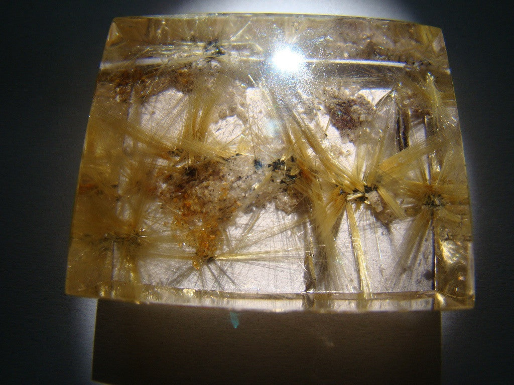 150ct Rutile Star 38x32mm